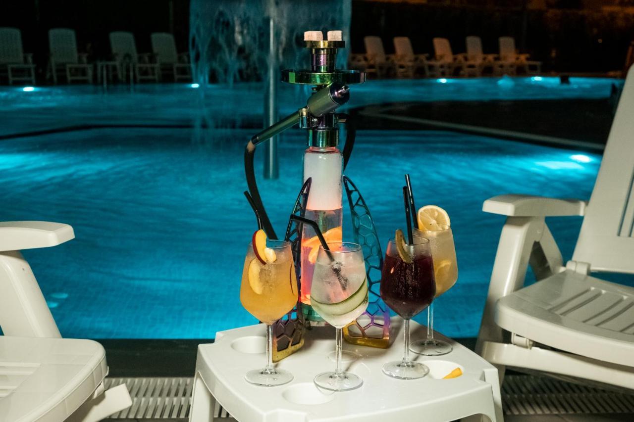 Center Park Hotel Velipojë Екстериор снимка