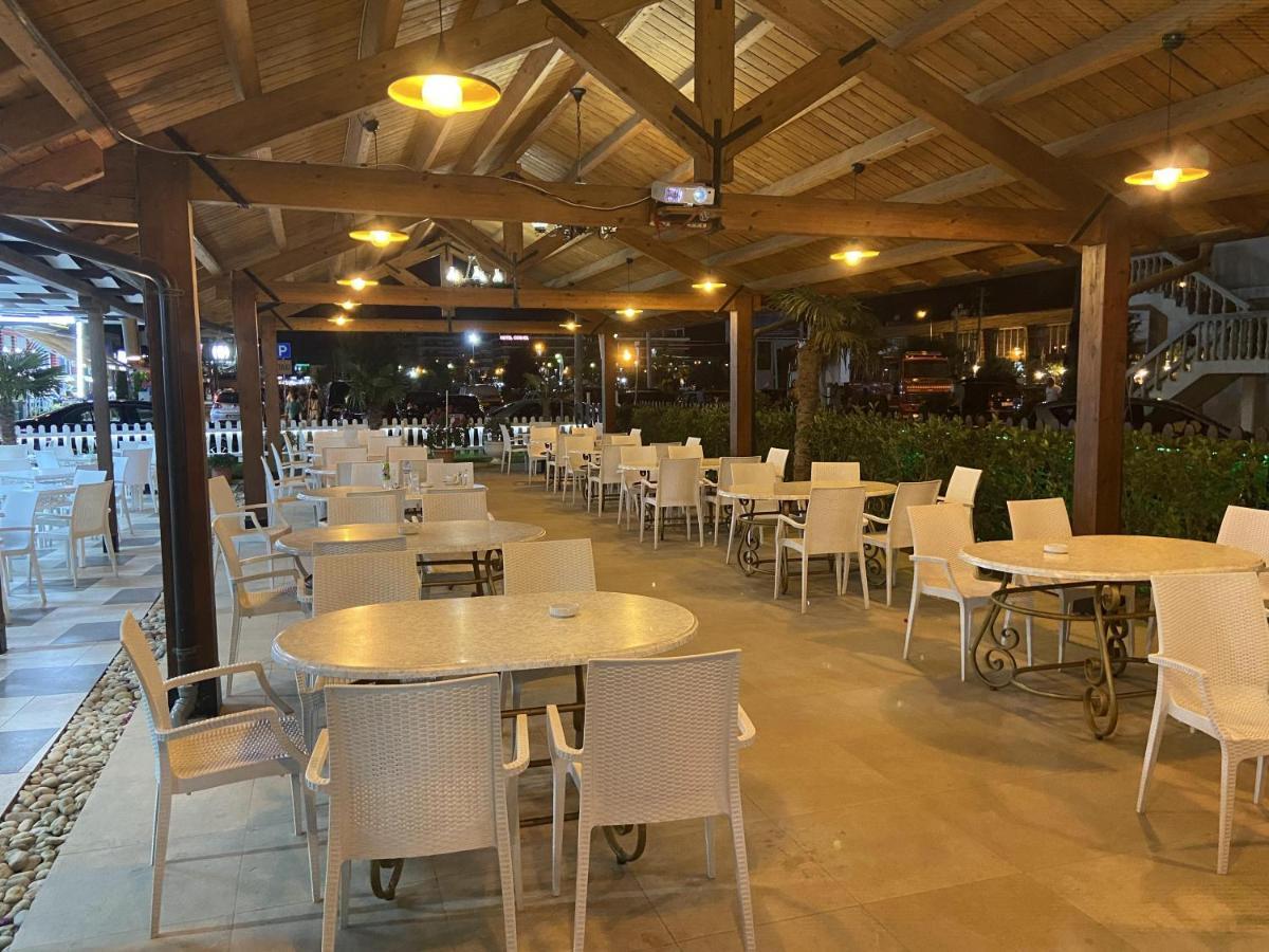Center Park Hotel Velipojë Екстериор снимка