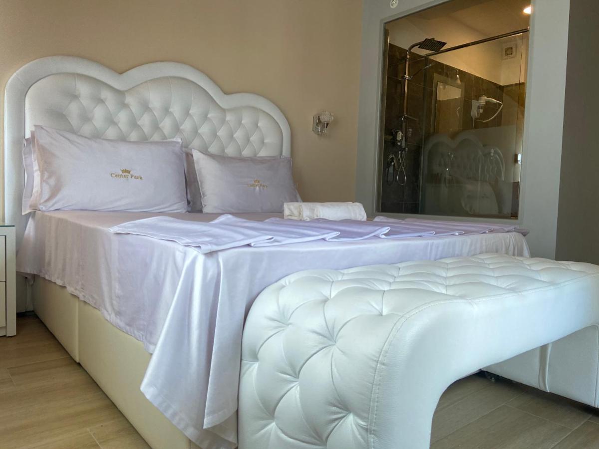 Center Park Hotel Velipojë Екстериор снимка