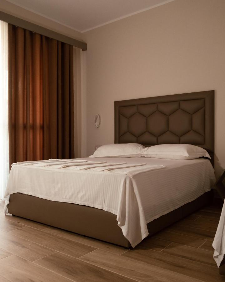 Center Park Hotel Velipojë Екстериор снимка